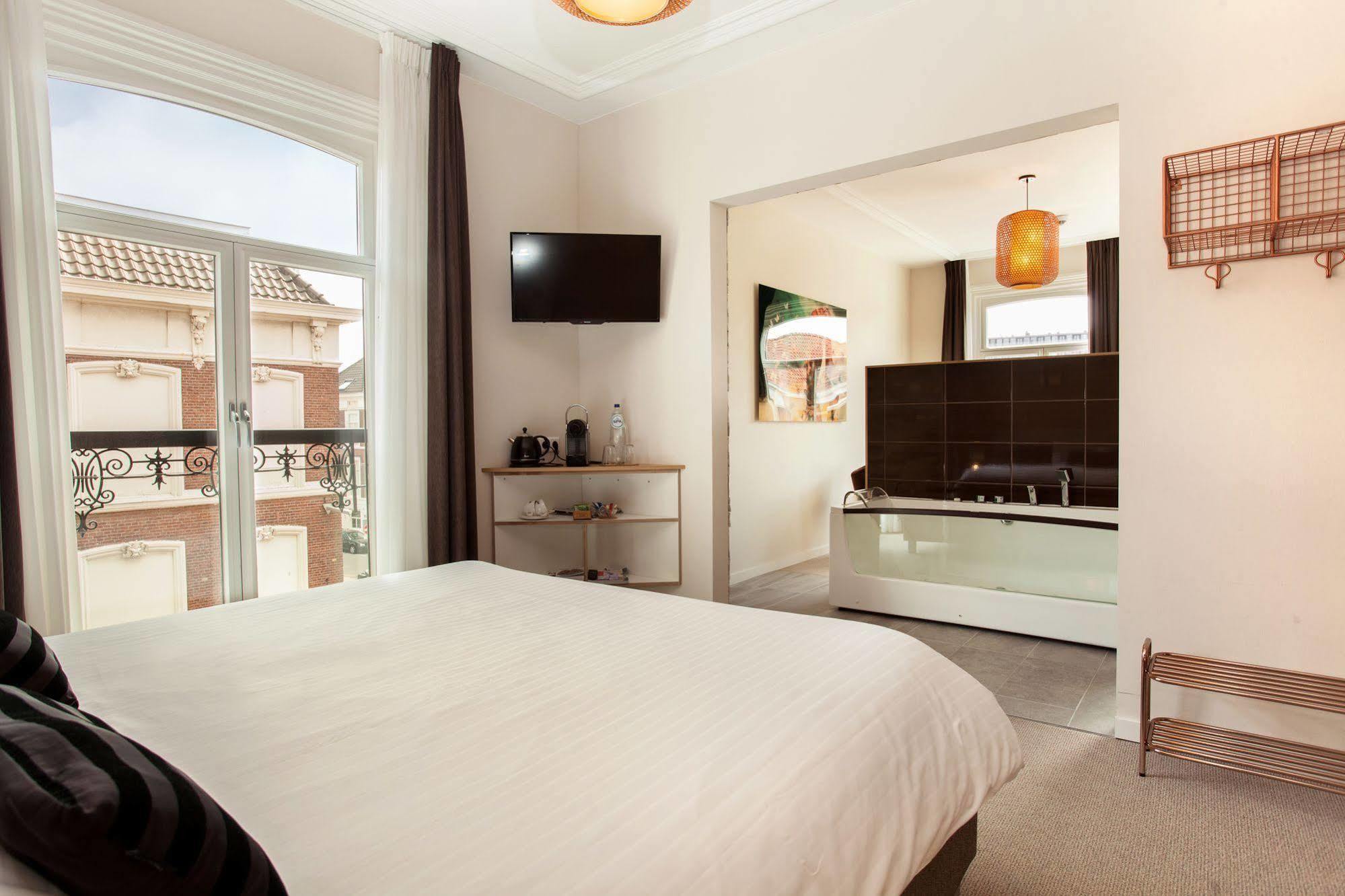 האג La Paulowna Boutique Hotel מראה חיצוני תמונה